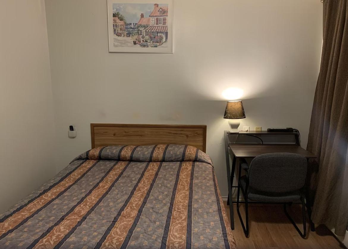 Cold Lake Kings Court Motel المظهر الخارجي الصورة